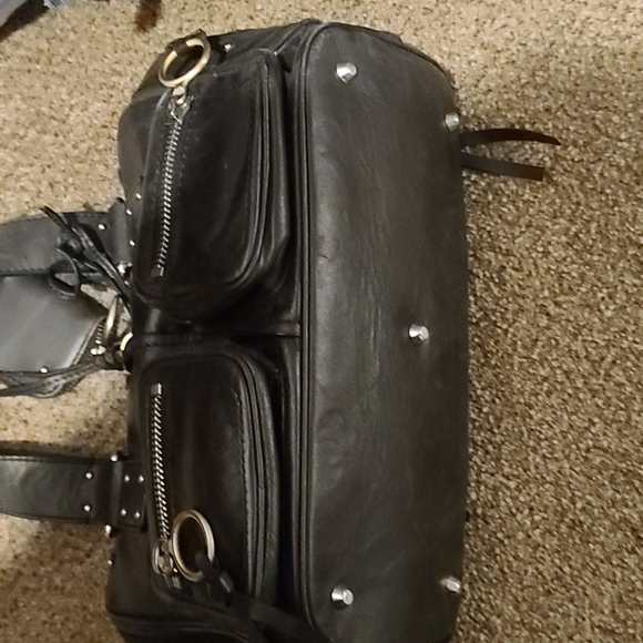 Auth. Bl. Leather Chloé bag